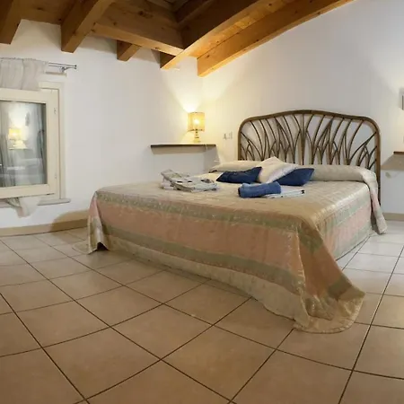 Anna Vacanze Monticelli Brusati